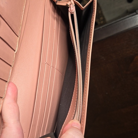 Gucci Wallet Bi-fold mini GG's EUC - Picture 8 of 11